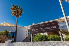 1 Bedroom Hotel Pedraladda