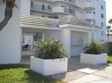 2 Bedrooms Condo Condominium unit