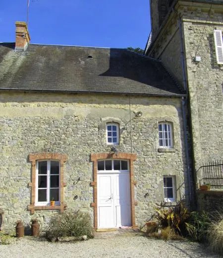 3 Bedrooms Apartment Rental in Saint Nicolas de Pierrepont, France