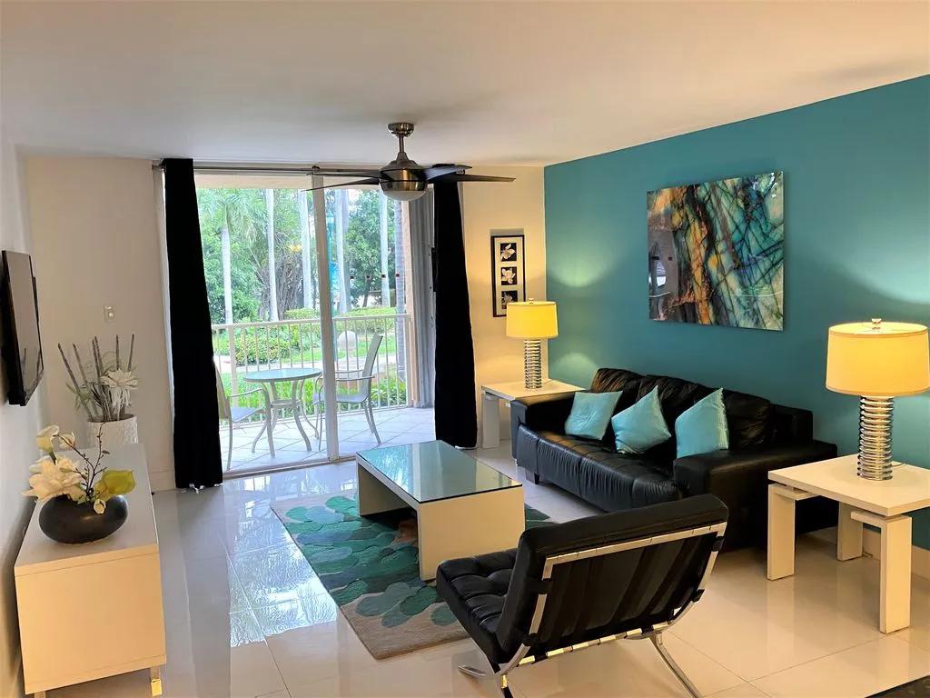 3 Bedrooms Condo Rental in Aventura, Florida