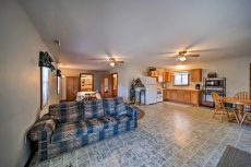 Hidden Cabin w/ 200 Acres ~10 Miles to State Park!