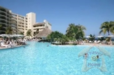 2 Bedrooms Condo Cancun Time