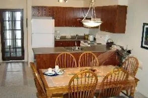 4 Bedrooms Chalet L'Aiglon Condo