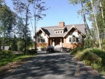 4 Bedrooms Villa Rental in Mont Tremblant, Quebec