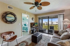 Estero Cove 352, 2 Bedrooms, Sleeps 4, 5th Floor, Elevator, Heated Pool