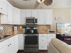 Estero Beach & Tennis 1206A, 1 Bedroom, Sleeps 4, Heated Pool, Elevator