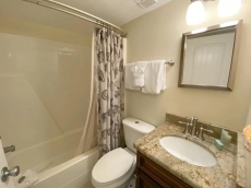 Cane Palm #404: 2 BR, 2 BA Condominium in Fort Myers Beach, Sleeps 6