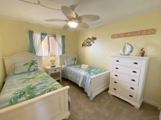 Cane Palm #404: 2 BR, 2 BA Condominium in Fort Myers Beach, Sleeps 6