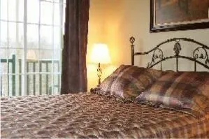 3 Bedrooms Condo Summit Cap