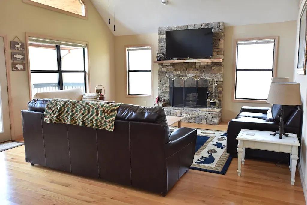 4 Bedrooms House Rental in Hiawassee, Georgia