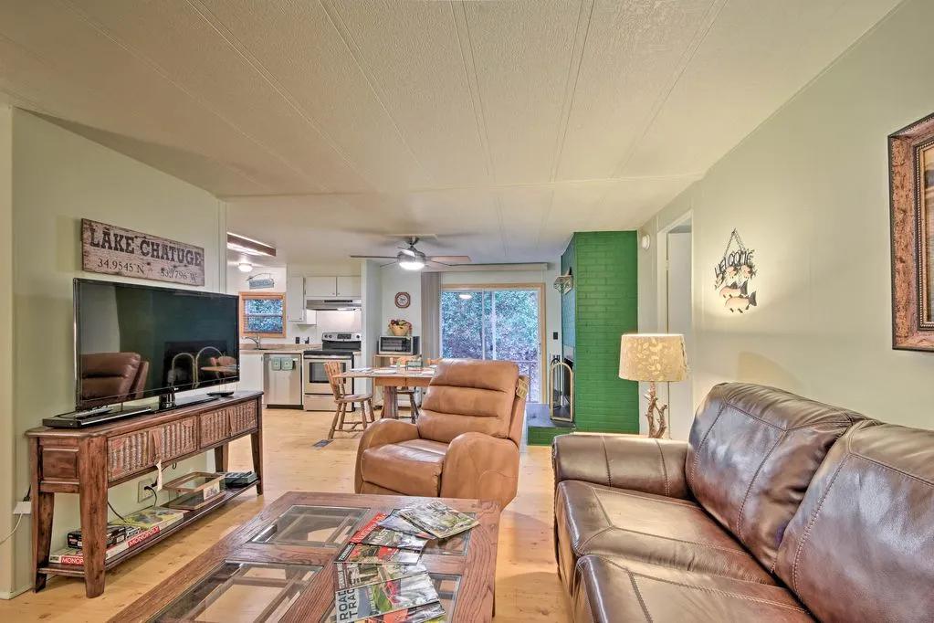 2 Bedrooms Cottage Rental in Hiawassee, Georgia