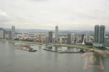 5 Bedrooms Apartment Rental in Punta Paitilla, Panama