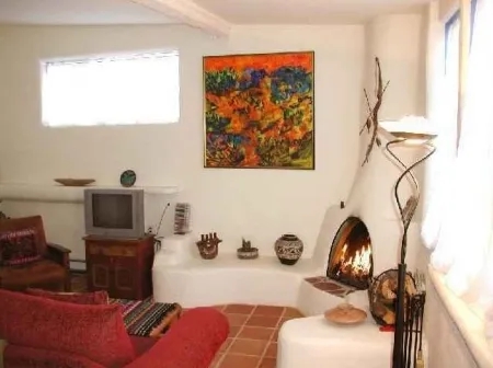 2 Bedrooms House Rental in Taos, New Mexico