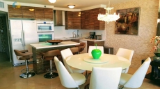 3 Bedroom Direct Oceanfront Condo Miami Beach - 702