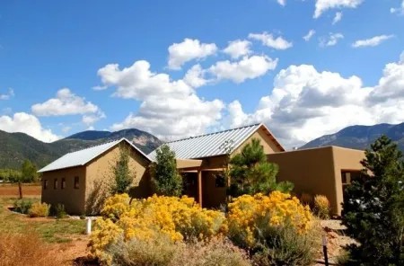 2 Bedrooms House Rental in Arroyo Seco, New Mexico