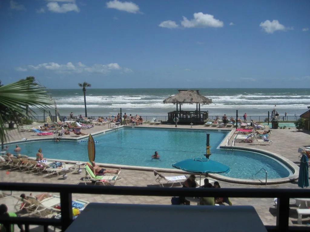 Beachfront Studio Rental in Daytona Beach Shores, FloridaStudio rental in Daytona Beach Shores, Florida