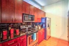 2 bedroom / 2.5 bath Memphis Condo - Prime Downtown Location!