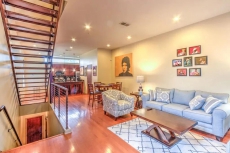2 bedroom / 2.5 bath Memphis Condo - Prime Downtown Location!