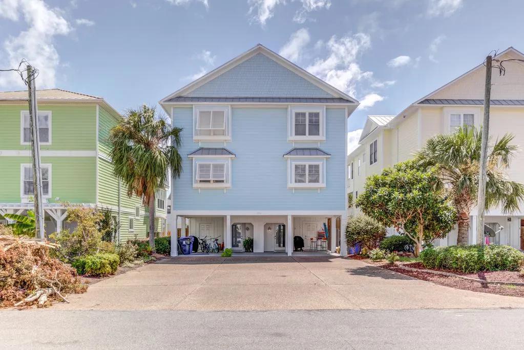 4 Bedrooms House Rental in Carolina Beach, North Carolina