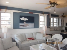 Beachfront Cottage A Joy for Everyone !!      Well stocked with all the modern amenities.