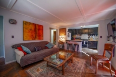 Unique 1 bedroom sleeps 2-5 wood sauna swimming