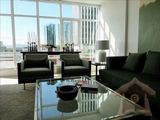 2 Bedrooms Condo Long Beach