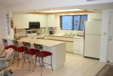 2 Bedrooms Condo Waterfront Key