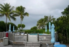 2 Bedrooms Condo Waterfront Key