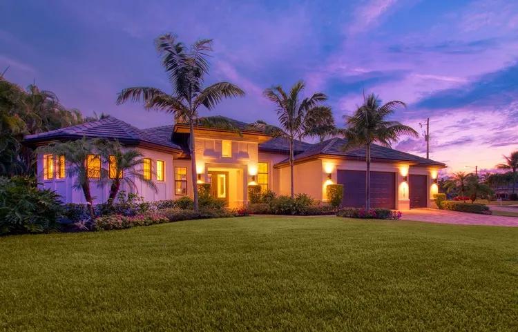 3 Bedrooms Villa rental in Cape Coral, Florida