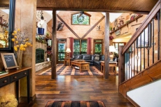 Tall Pines 6 Bedroom Lodge with Game Room and Views!