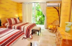 2 Bedrooms Condo H2O Vacation