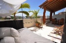 2 Bedrooms Condo LO306 Vacation