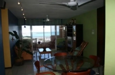 3 Bedrooms Townhome 3 Bedroom