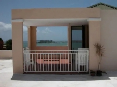 3 Bedrooms Townhome 3 Bedroom