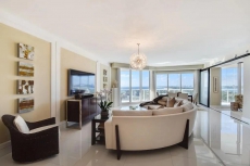 Ritz Carlton Multi Million $ 17th floor Condo Spectacular Views