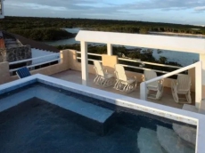 2 Bedrooms Townhome Blue Tang-A