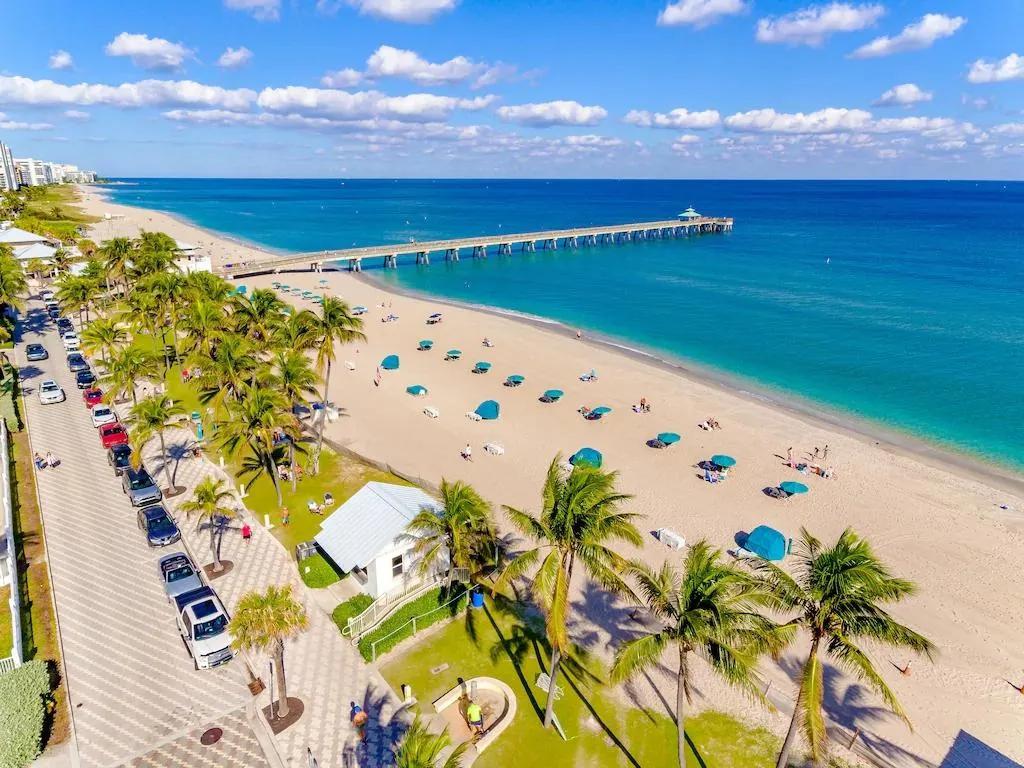2 Bedrooms Apartment Rental in Deerfield Beach, Florida