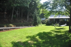 Farm Animals! Quaint Mountain Cabin! 74 Acres of Private Hiking!