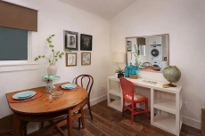 LA Charming Private Bungalow Guest House Rental-Prime Area