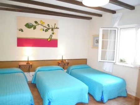 2 Bedrooms House Rental in Novales, Spain