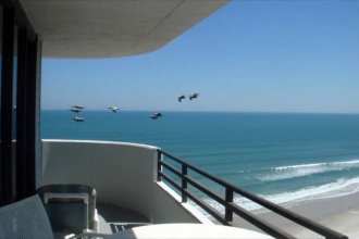3 BR Oceanfront condo Rental in Daytona Beach, Florida