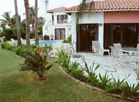 4 Bedrooms Villa Rental in Philipsburg, Netherlands antilles