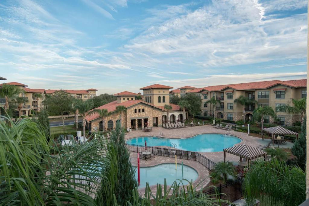 3 Bedrooms Condo Rental in Davenport, Florida