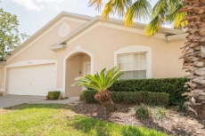 HL740BD 4 Bedroom Villa in Hampton Lakes