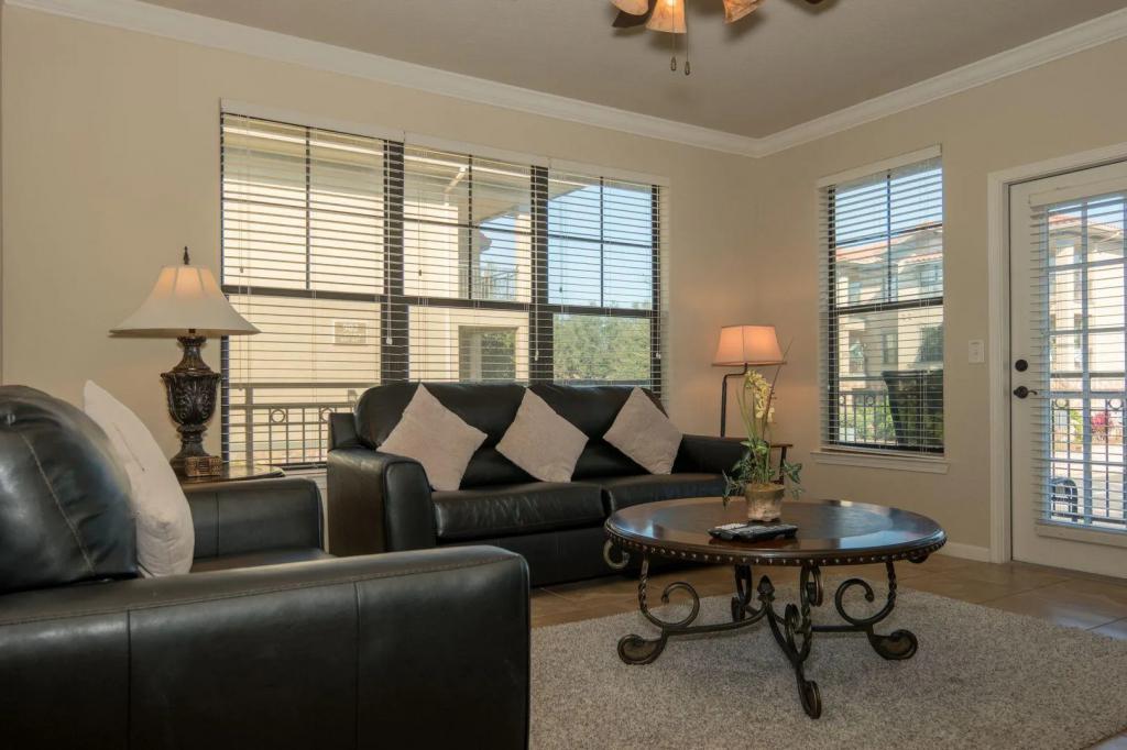 3 Bedrooms Condo Rental in Davenport, Florida