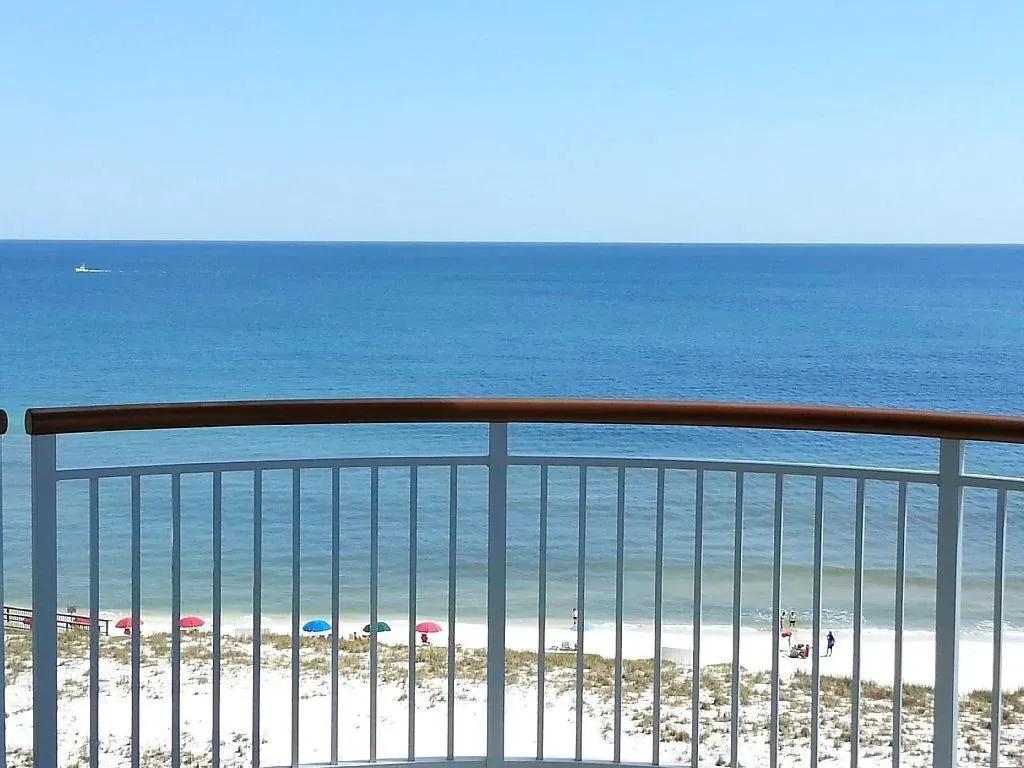 3 Bedrooms Beachfront Condo Rental in Navarre, Florida