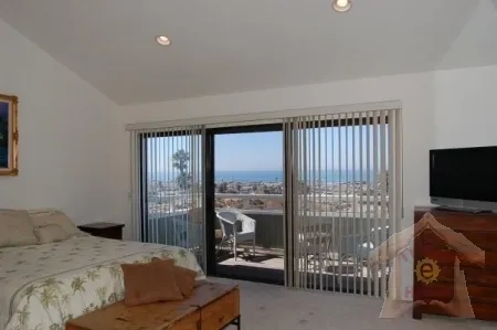 3 Bedrooms House Rental in Newport Beach, California
