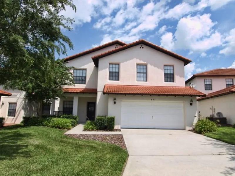 4 Bedrooms Villa Rental in Clermont, Florida