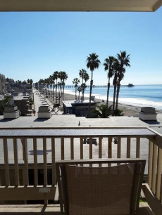 1 Bedroom Condo D204 SPECTACULAR