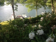 Best Location on the Lake. Booking Summer & Fall & Holidays 2022.